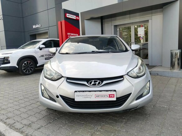 2015 Hyundai Elantra V (MD) Рестайлинг, серебристый - вид 1
