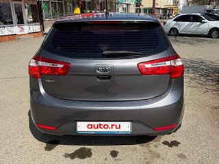 2012 Kia Rio 5-speed III, серый, 685000 рублей, вид 5