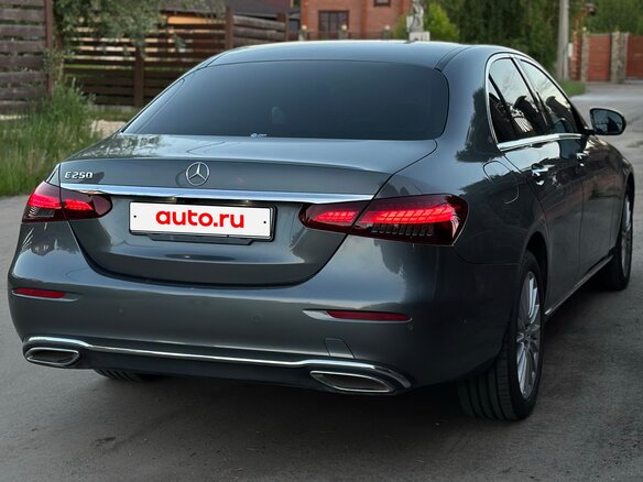 2021 Mercedes-Benz E-Класс 250 V (W213, S213, C238) Рестайлинг, серый, 5400000 рублей - вид 3