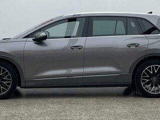 2023 Audi Q5 e-tron 40, серый, 6100000 рублей, вид 5