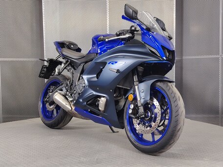 2022 Yamaha YZF-R7, синий, 799000 рублей, вид 2