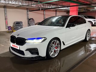2019 BMW 5 серии 520d xDrive VII (G30/G31/G38), белый, 4750000 рублей, вид 1
