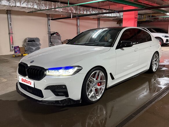 2019 BMW 5 серии 520d xDrive VII (G30/G31/G38), белый, 4750000 рублей