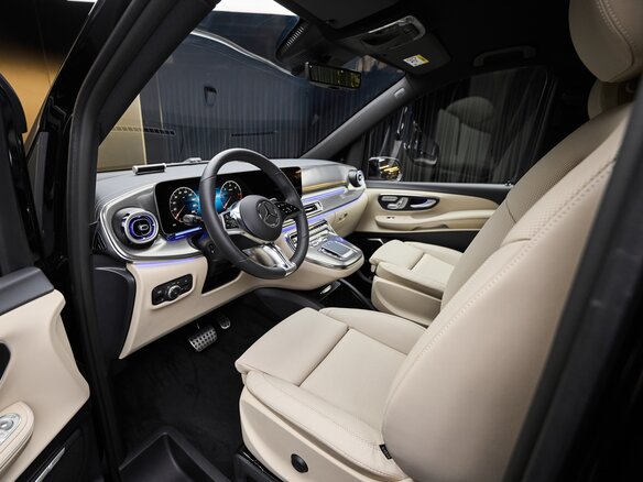 2026 Mercedes-Benz V-Класс 300 d экстра длинный III (W447) Рестайлинг 2, чёрный - вид 13