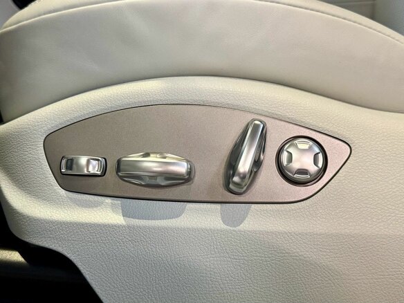 2026 Porsche Macan I Рестайлинг 2, серый, 14220000 рублей - вид 5