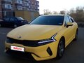 2021 Kia K5 III, жёлтый, 1700000 рублей