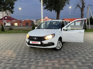 2022 Lada (ВАЗ) Granta I Рестайлинг, белый, 645000 рублей, вид 3
