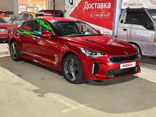 2019 Kia Stinger I, красный, 2155555 рублей, вид 1