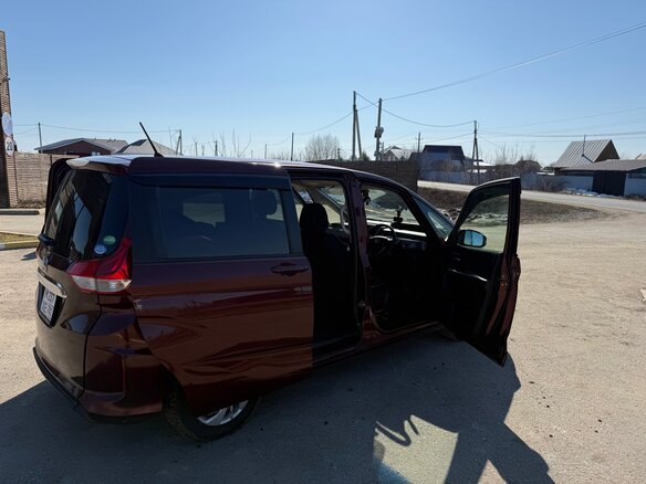 2017 Honda Freed+ II, красный, 1380000 рублей - вид 8