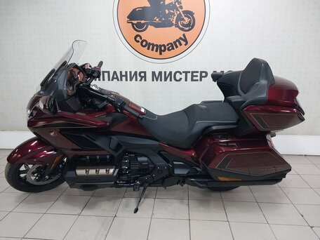 2026 Honda GL 1800 Gold Wing, красный, 3749000 рублей, вид 2