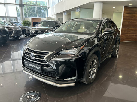 Lexus NX I
