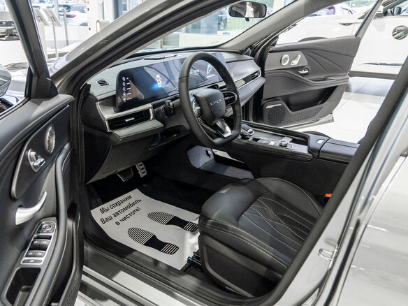 2024 Chery Arrizo 8, серебристый, 2930000 рублей - вид 6