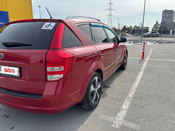2010 Kia Ceed I Рестайлинг, красный, 680000 рублей - вид 3