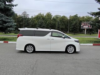 2019 Toyota Alphard III Рестайлинг, белый, 4100000 рублей, вид 3