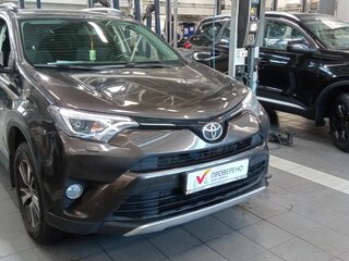 2018 Toyota RAV4 IV (XA40) Рестайлинг, коричневый, 2638000 рублей, вид 2
