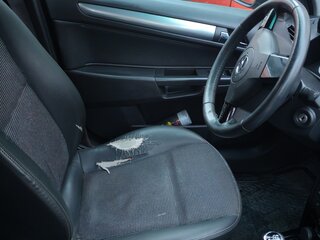2011 Opel Astra H Рестайлинг, чёрный, 525000 рублей, вид 4
