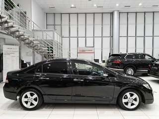 2008 Honda Civic VIII Рестайлинг, чёрный, 799000 рублей, вид 4
