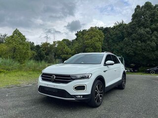 2022 Volkswagen T-Roc I (China Market), белый, 1675000 рублей, вид 1