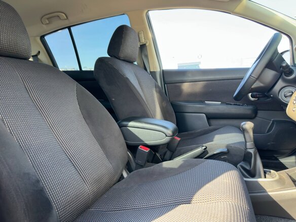 2011 Nissan Tiida I Рестайлинг, чёрный, 890000 рублей - вид 6