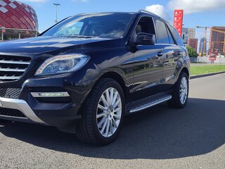 2013 Mercedes-Benz M-Класс 500 III (W166), чёрный, 2200000 рублей, вид 1