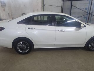 2023 Venucia D60 Plus, белый, 1400000 рублей, вид 2