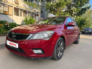 2011 Kia Ceed I Рестайлинг, красный, 720000 рублей, вид 1