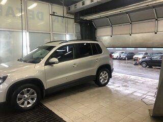 2012 Volkswagen Tiguan I Рестайлинг, серебристый, 1300000 рублей, вид 5