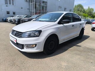 2019 Volkswagen Polo V Рестайлинг, белый, 890000 рублей, вид 2