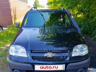 2017 Chevrolet Niva I Рестайлинг, чёрный, 800000 рублей, вид 1