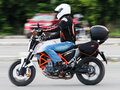 2012 KTM 690 Duke, белый, 425000 рублей - вид 8