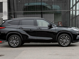 2026 Toyota Highlander IV (XU70), чёрный, 5750000 рублей, вид 3