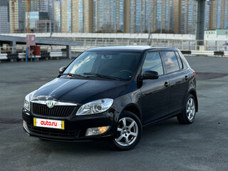 2011 Skoda Fabia II Рестайлинг, чёрный, 465000 рублей, вид 1