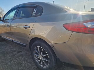 2011 Renault Fluence I, бежевый, 640000 рублей, вид 5