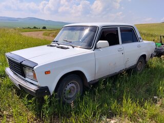 2005 Lada (ВАЗ) 2107, белый, 150000 рублей, вид 1