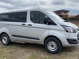 2017 Ford Tourneo Custom SWB I, серебристый, 2000000 рублей, вид 3