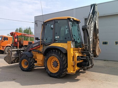 2012 Volvo BL, жёлтый, 3980000 рублей, вид 3