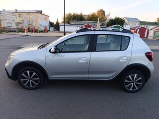 2018 Renault Sandero Stepway II Рестайлинг, серебристый, 1240000 рублей, вид 5
