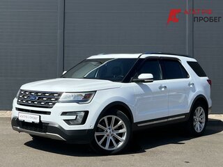 2016 Ford Explorer V Рестайлинг, белый, 2360000 рублей, вид 1