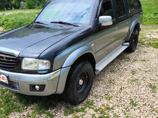 2006 Mazda B-series V, чёрный, 800000 рублей, вид 2