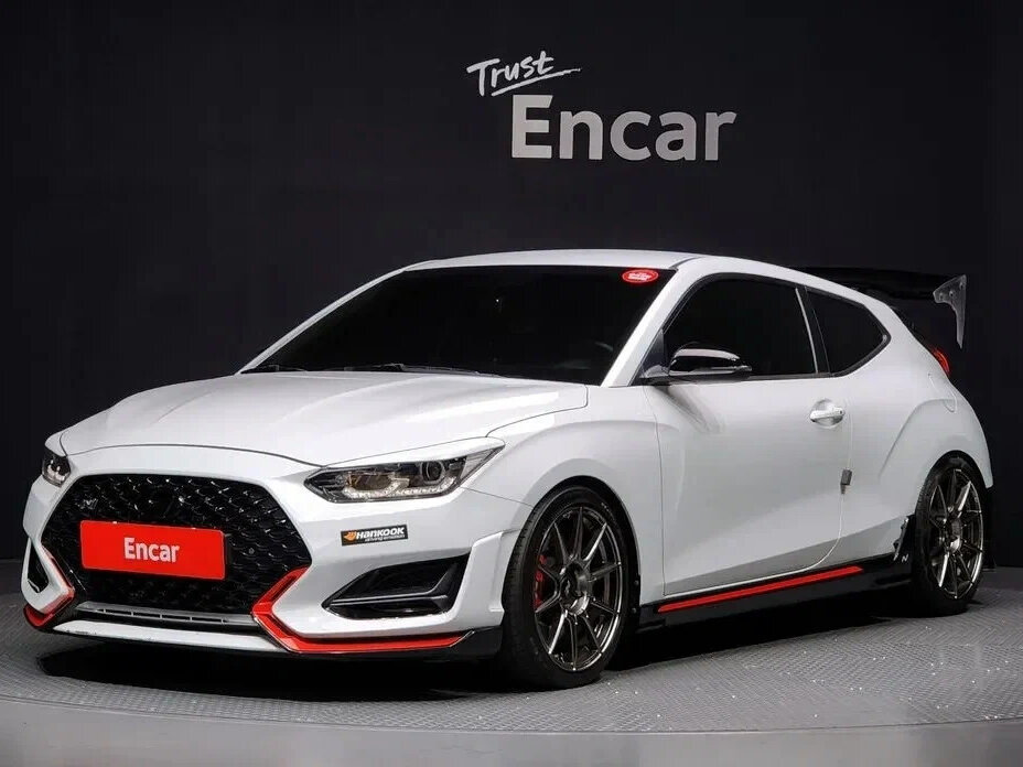 Открыть фотографии: Hyundai Veloster II