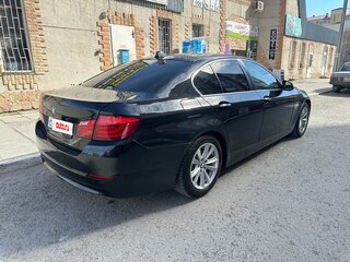 2012 BMW 5 серии 528i xDrive VI (F10/F11/F07), чёрный, 2100000 рублей, вид 3