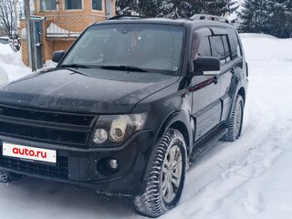 2011 Mitsubishi Pajero IV Рестайлинг 1, чёрный, 2410000 рублей, вид 4