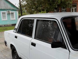 2005 Lada (ВАЗ) 2107, белый, 98000 рублей, вид 3