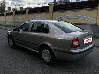 2010 Skoda Octavia I (A4) Рестайлинг, серый, 700000 рублей, вид 5