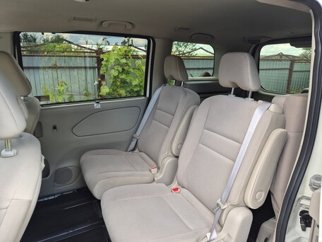 2018 Nissan Serena V (C27), белый, 1770000 рублей, вид 3