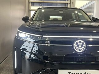 2026 Volkswagen Tavendor I Рестайлинг, чёрный, 6100000 рублей, вид 5