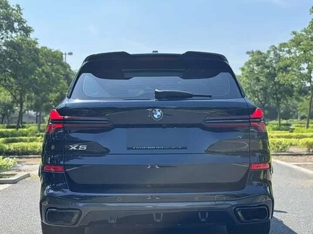 2024 BMW X5 30d IV (G05/G18), чёрный, 7209596 рублей, вид 4