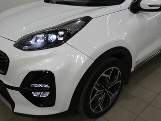 2020 Kia Sportage IV Рестайлинг, белый, 2220000 рублей, вид 4