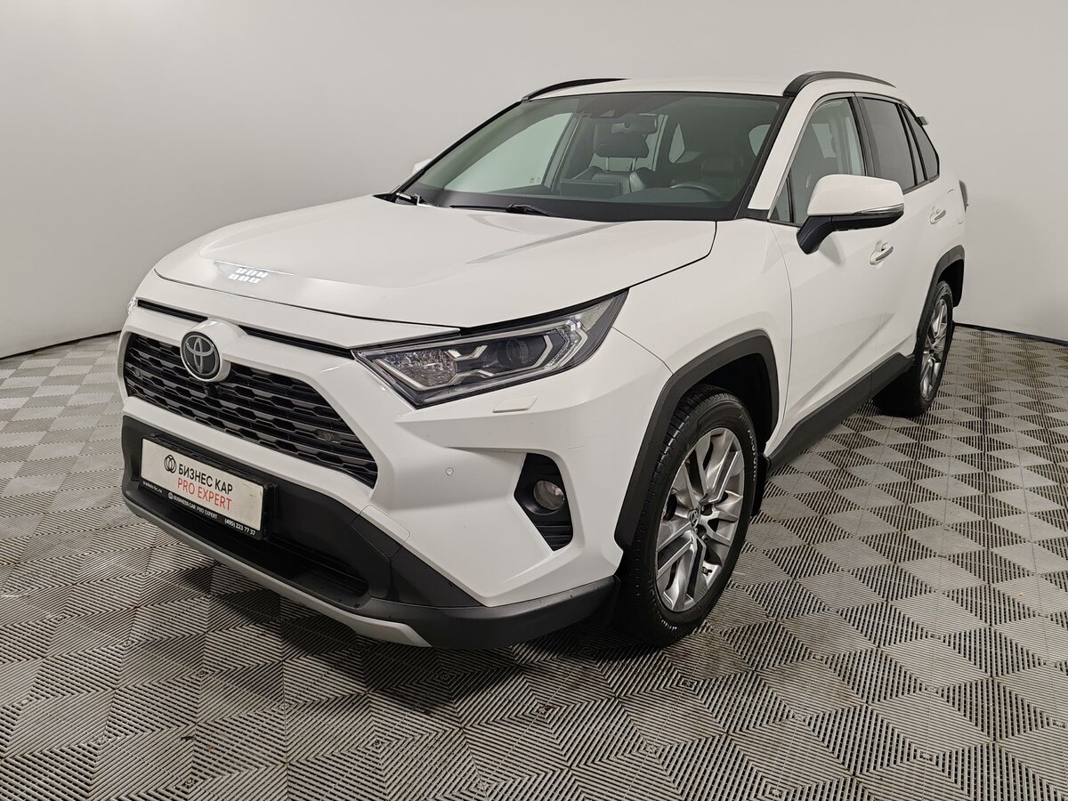 Открыть фотографии: Toyota RAV4 V (XA50)