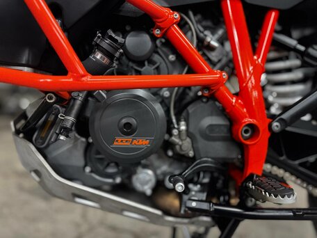 2017 KTM 1290 Super Adventure R, белый, 1200000 рублей, вид 3